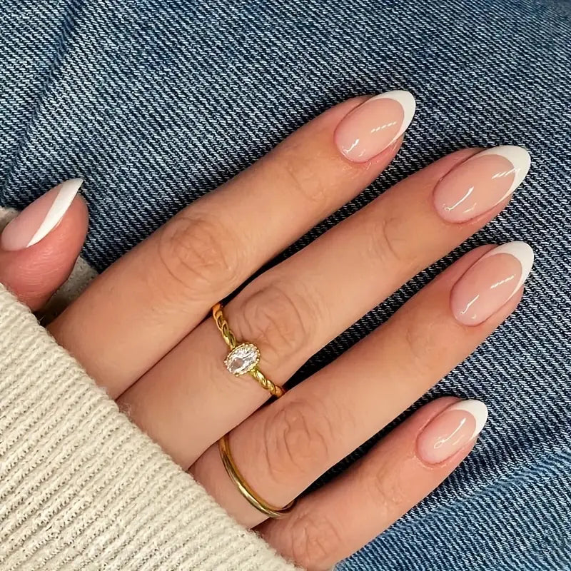 Classic French tip - Medium Almond